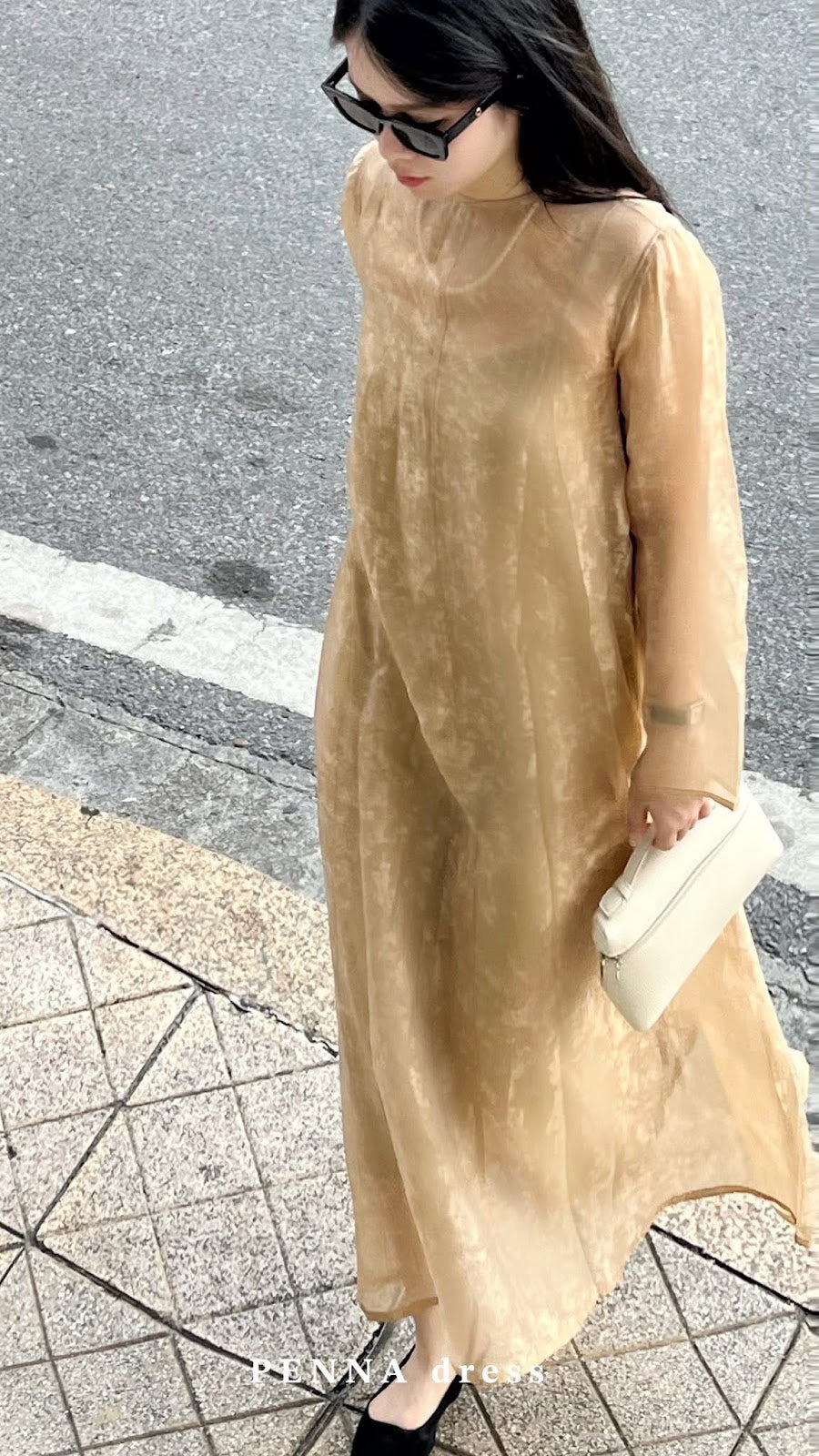 Penna marble-sheen dress detail