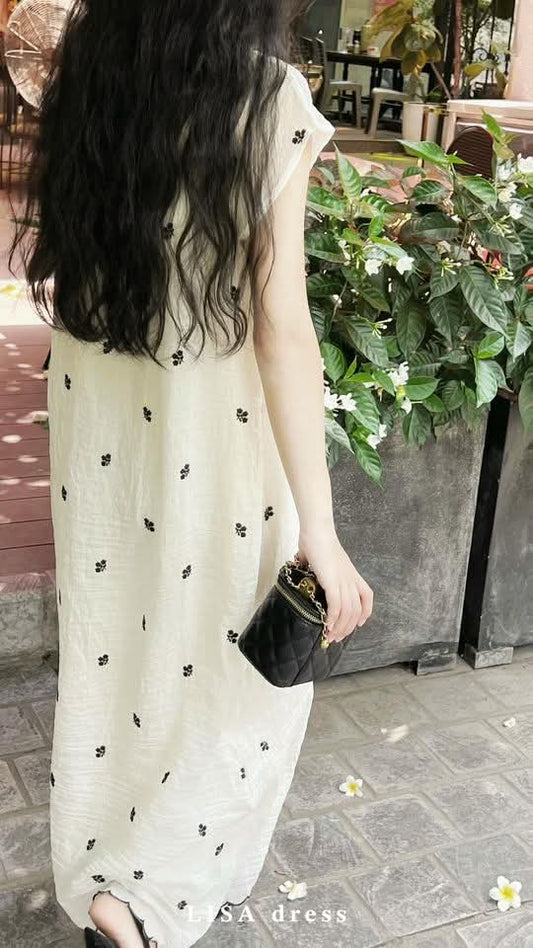 Lisa ditsy floral dress front