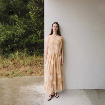 Léger Off-Shoulder Midi Dress